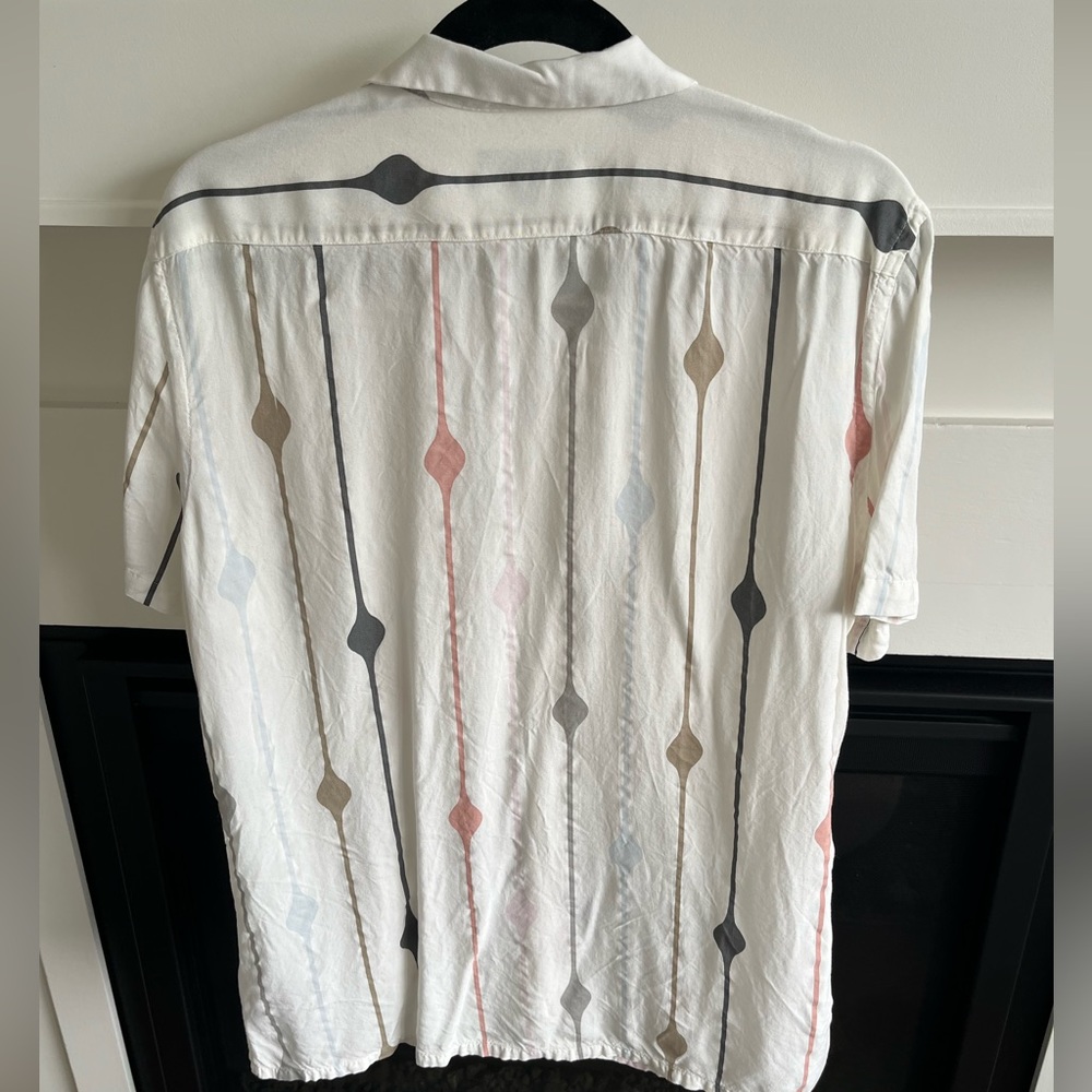 Express Men’s Geo Print Camp Collar Shirt - Picture 3 of 4
